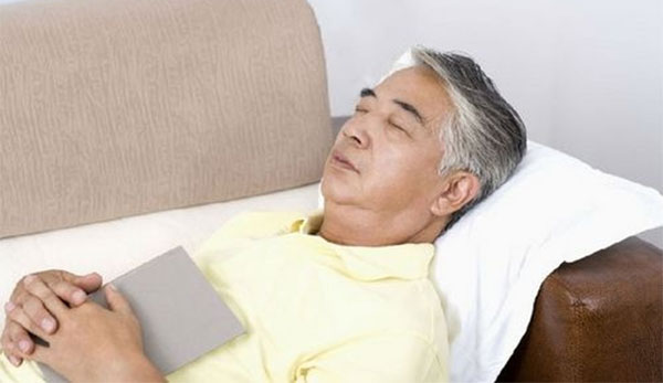 ����ʧ����ʲôԭ�� Ӱ��˯�ߵ�����Щ���